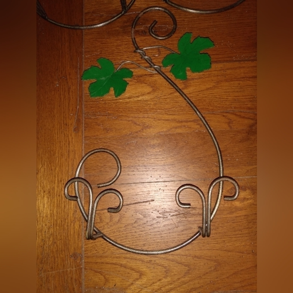 Set Of 3 Ivy Plate Holder For Wall - Picture 3 of 3